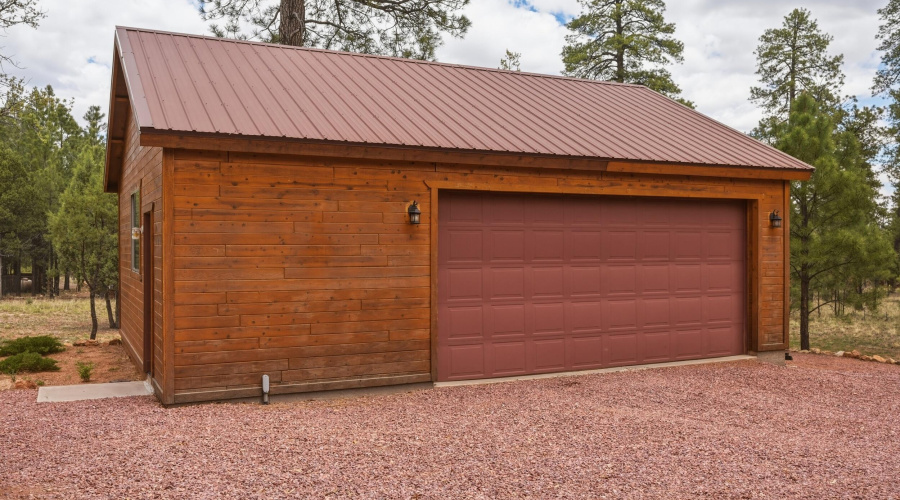 37 Detached large garage