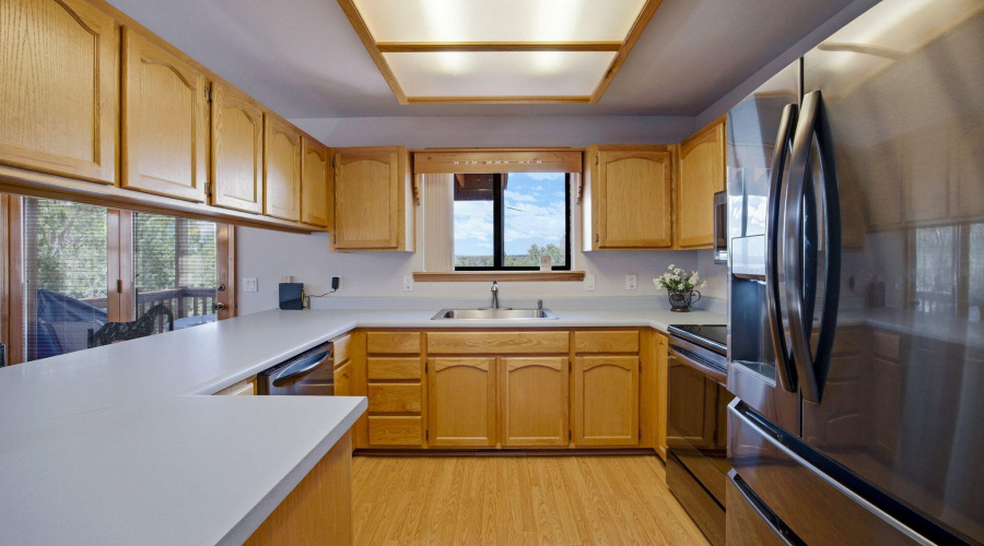 2806SkyHawkDr-Overgaard-AZ-15