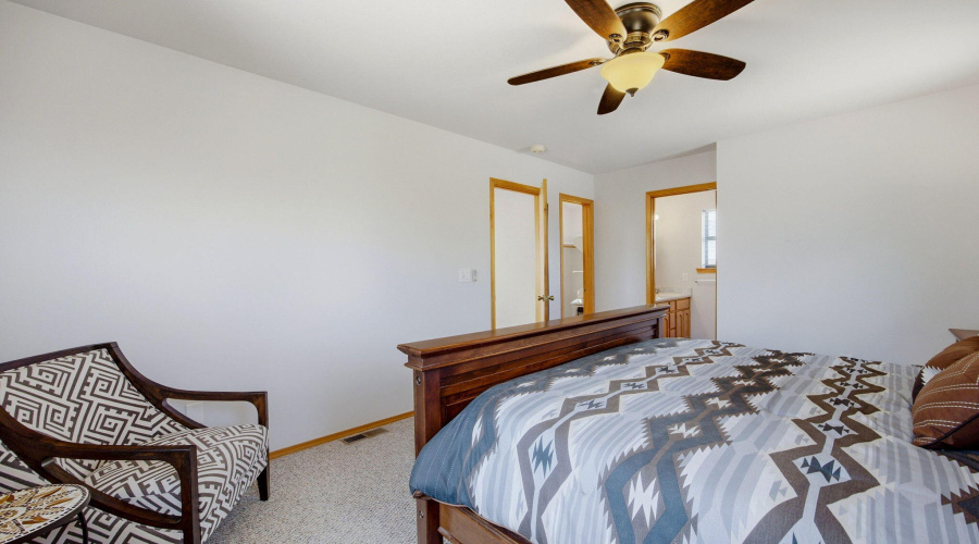 2806SkyHawkDr-Overgaard-AZ-24