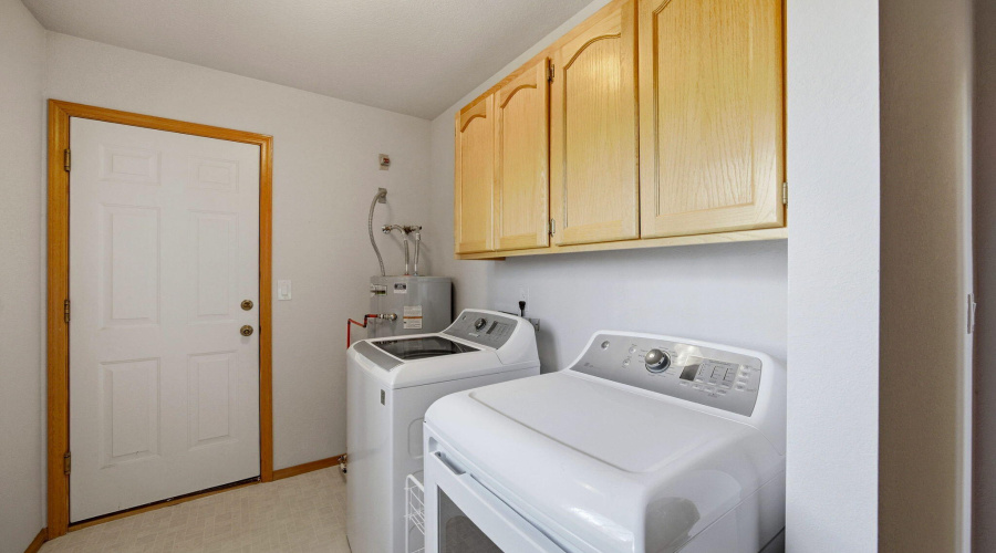 2806SkyHawkDr-Overgaard-AZ-28