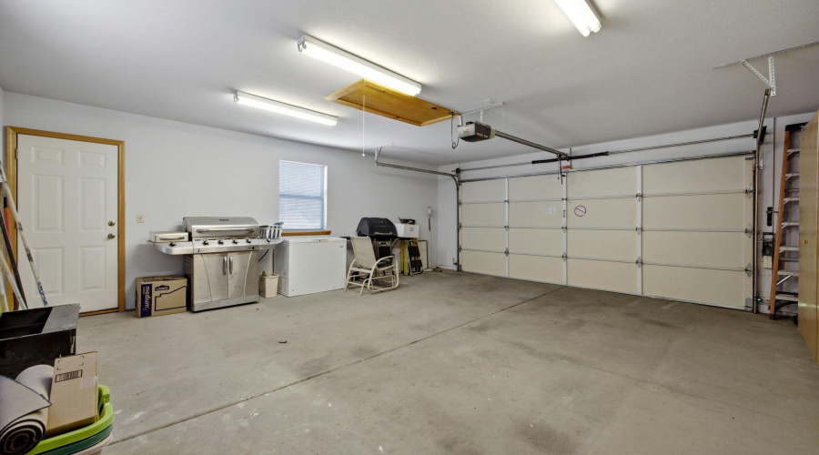 2806SkyHawkDr-Overgaard-AZ-29