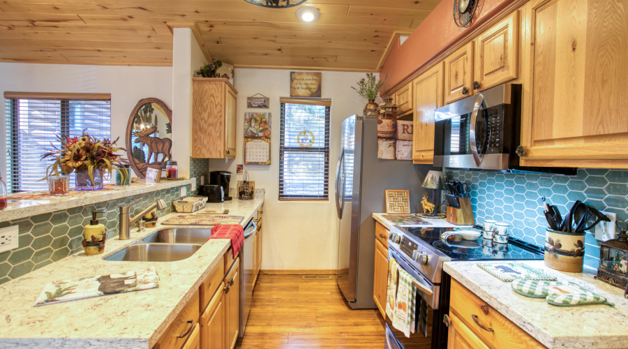 Galley Kitchen - Lots of Storage