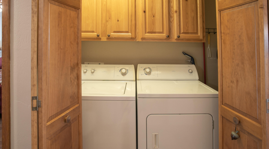 Hall Laundry