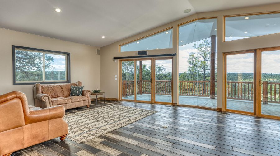 Upstairs Living Area