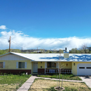 FRONT OF HOUSE