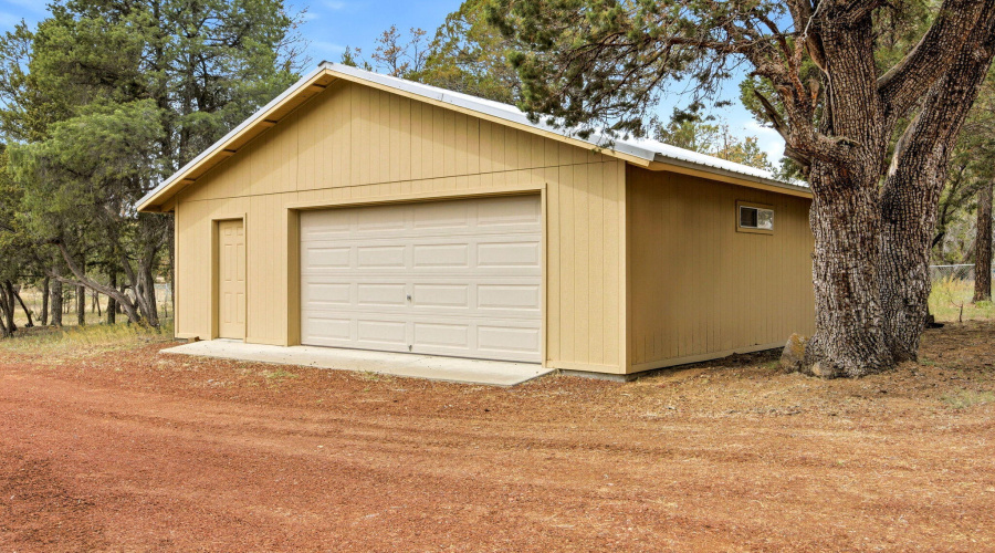 2 PLUS CAR GARAGE