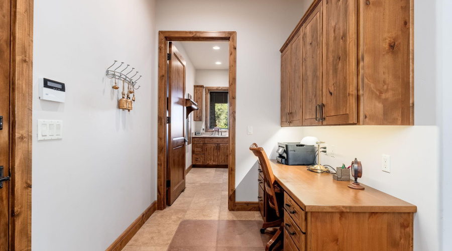 3000 E Thunder Point - 28