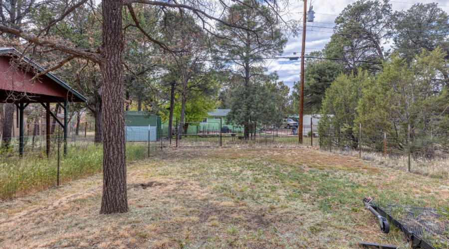 3524 N Buckskin Road,