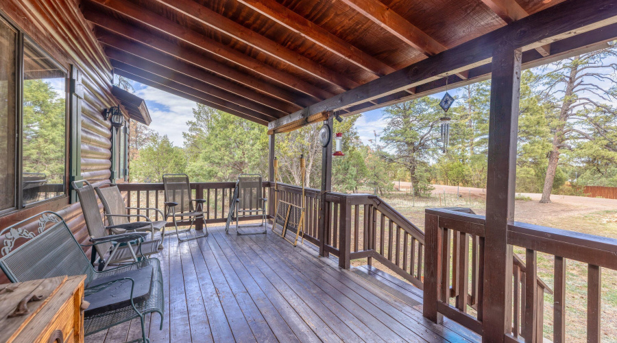 3524 N Buckskin Road,