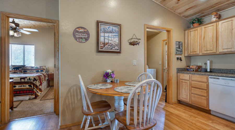 3524 N Buckskin Road,
