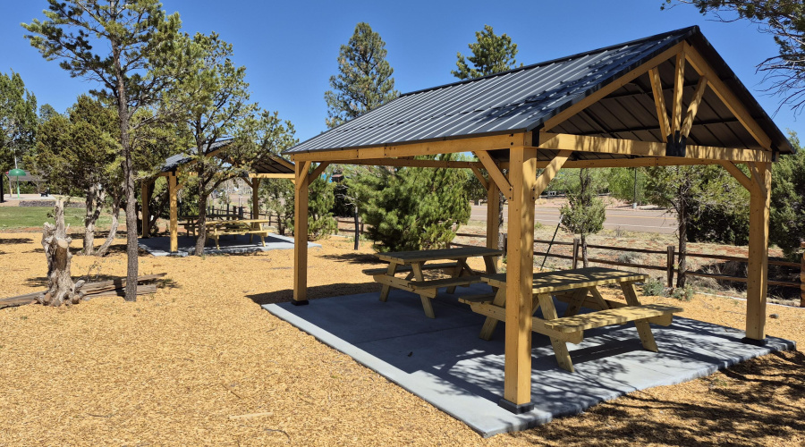 Covered gazebos_RR_2