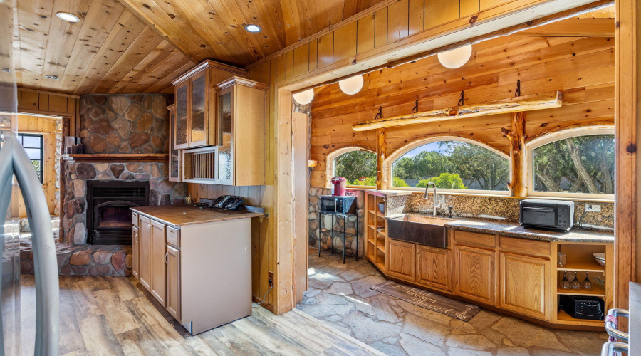 8455RidgeDr-ShowLow-AZ-12