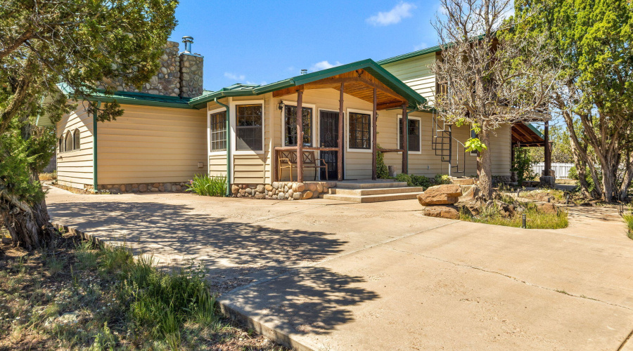 8455RidgeDr-ShowLow-AZ-1