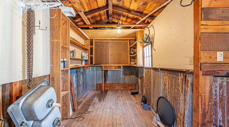 Shed