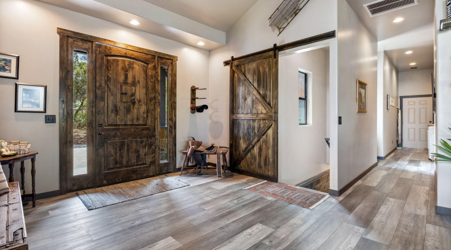 Entry, Stairwell, Laundry Hallway