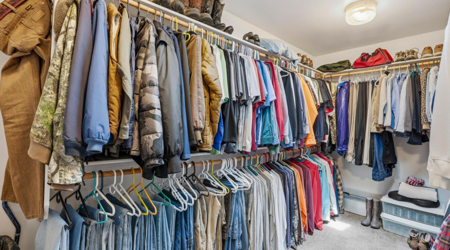 Large Walk-in Closet