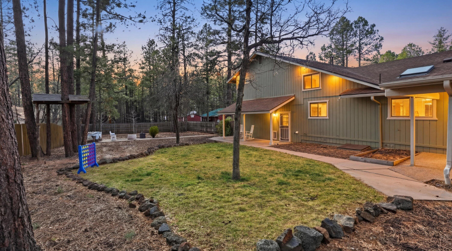 60-DSC01429_twilight_45fb0468-9a27-4b10-