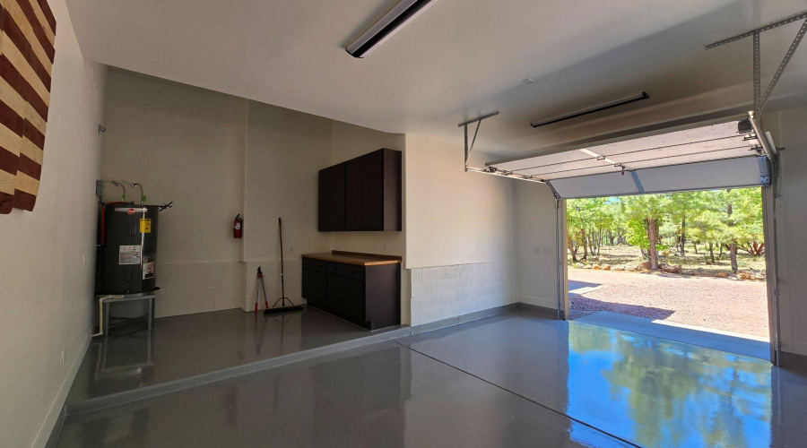 garage cabinets