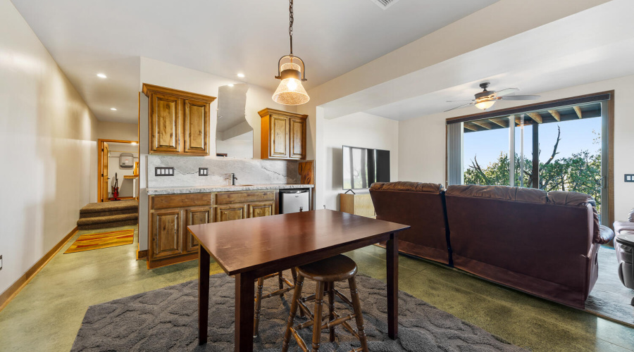 Lower area Kitchenette