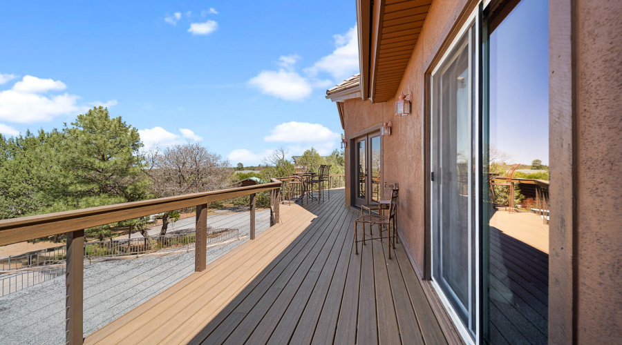 Upper Level Deck
