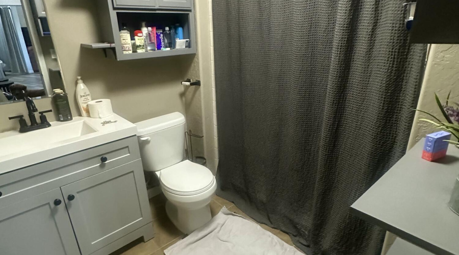 Studio A Bathroom