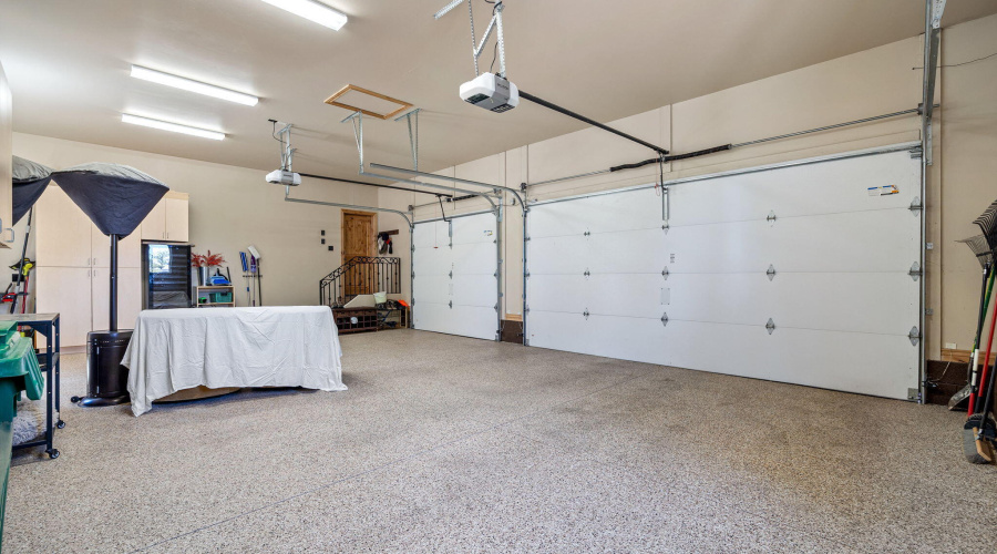 3 car garage