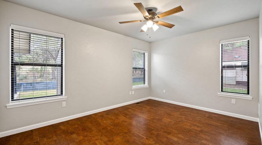 Upstairs Bedroom #2