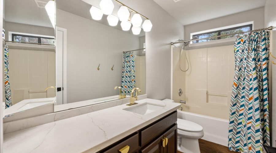 Upstairs Bathroom #2