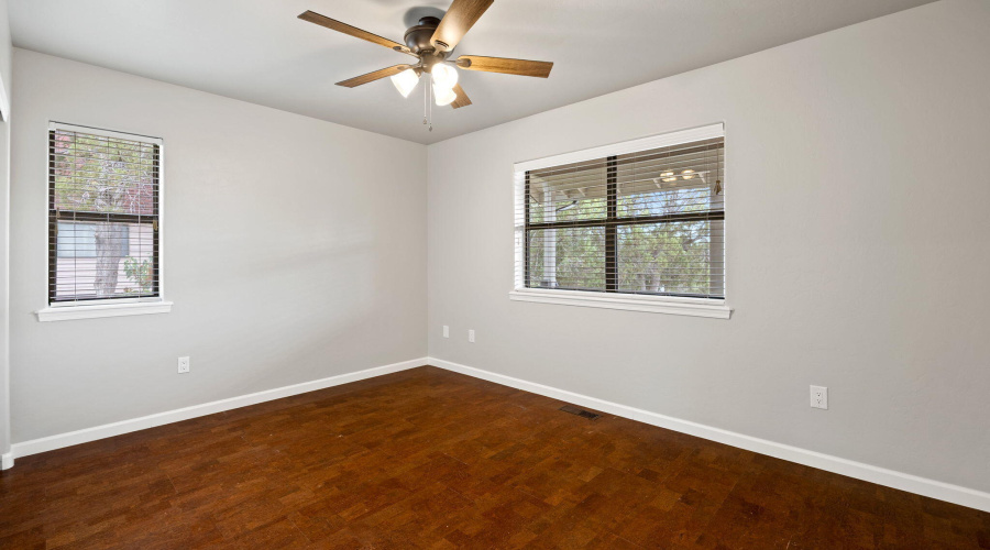 Upstairs Bedroom #3