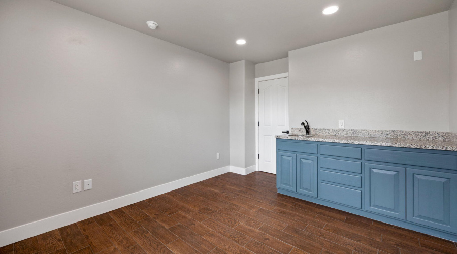 Downstairs Bedroom / Office