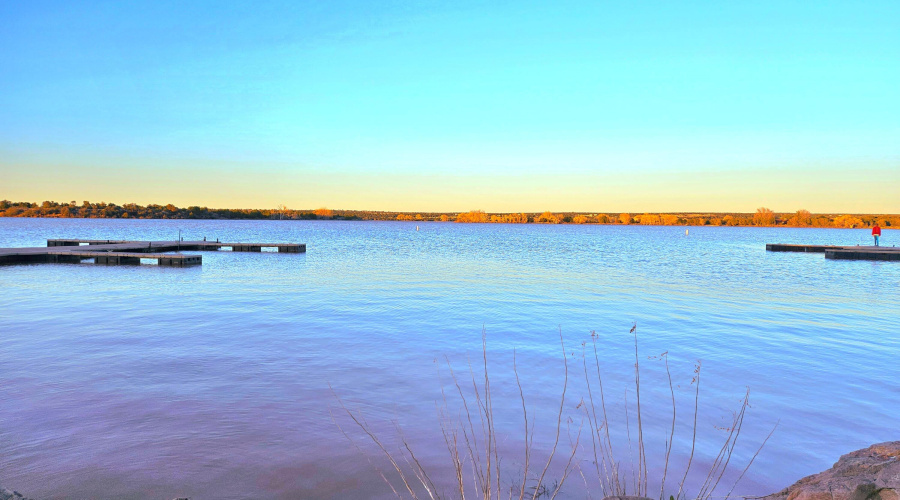 White Mountain Lake