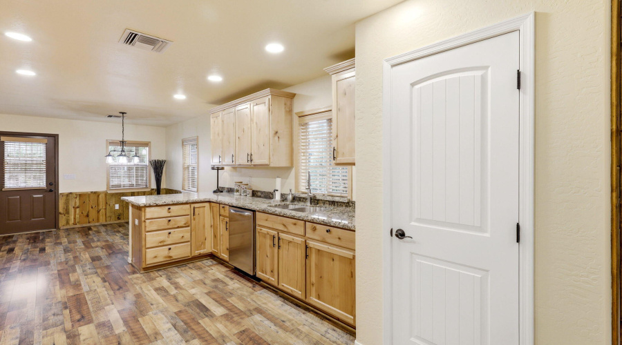 640SMountainPinesAve-ShowLow-AZ-10