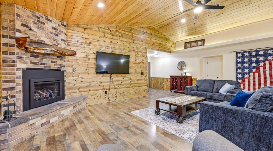 640SMountainPinesAve-ShowLow-AZ-8