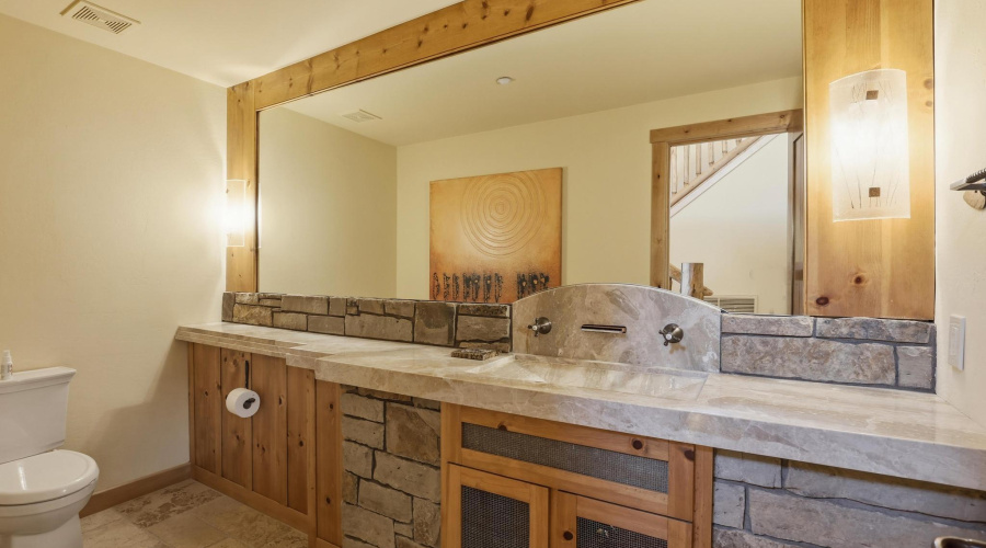 Powder room