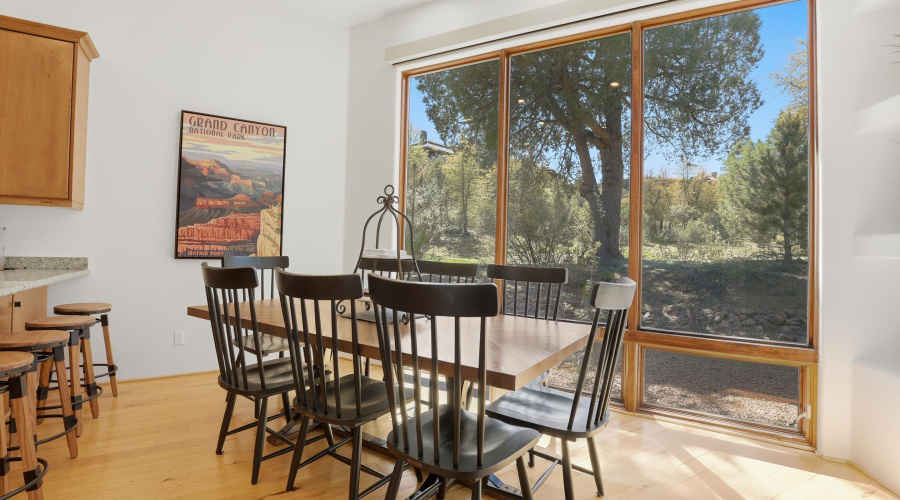 Additional Dining Area