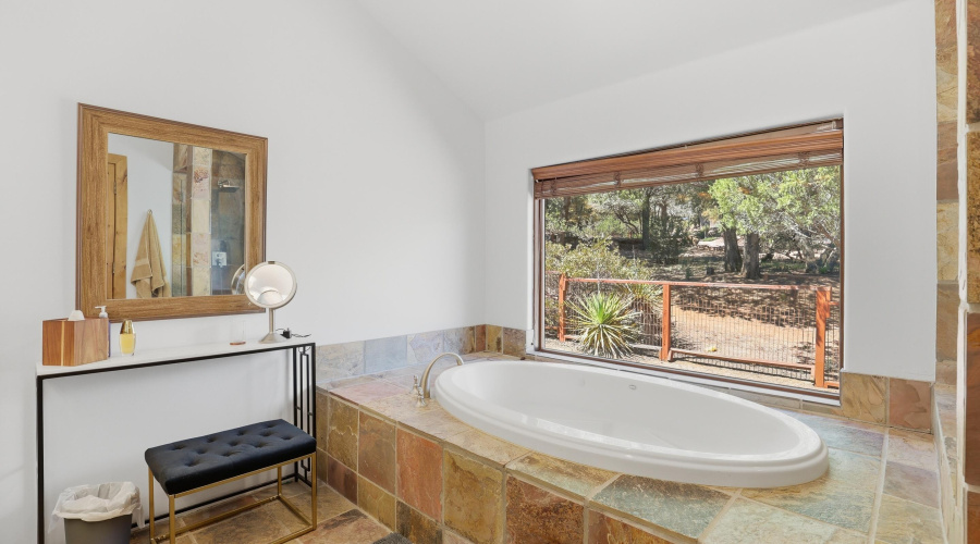 Primary Soaker Tub