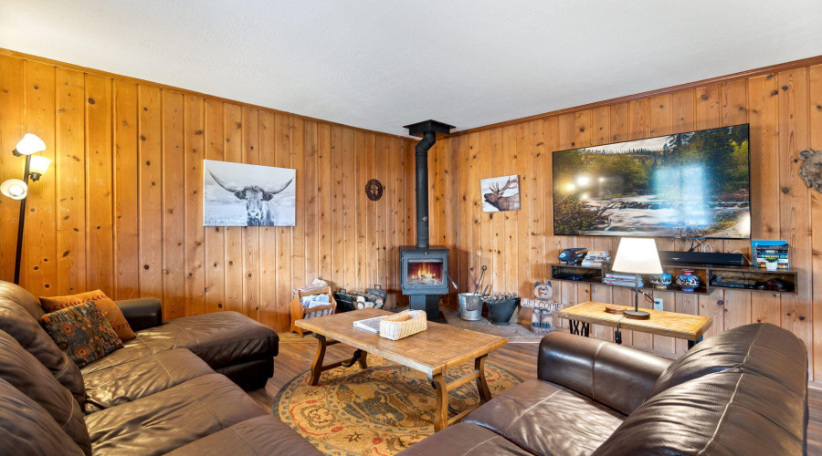 BIG CABIN LIVING 1