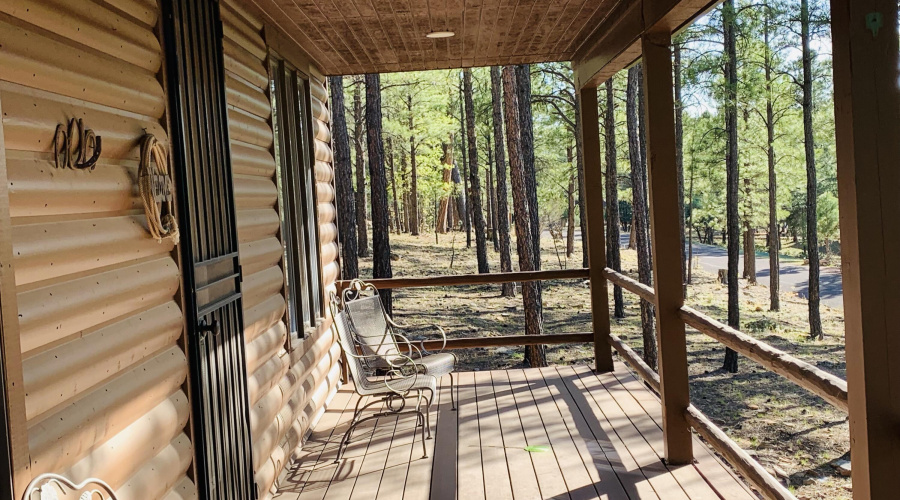 Lg covered deck