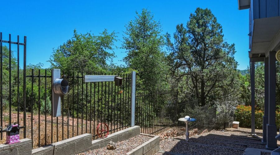 side yard
