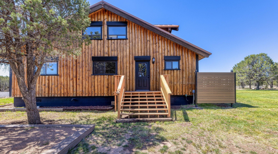 487 County Road 3144, Vernon, AZ 85940