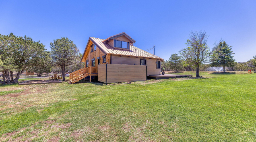 487 County Road 3144, Vernon, AZ 85940