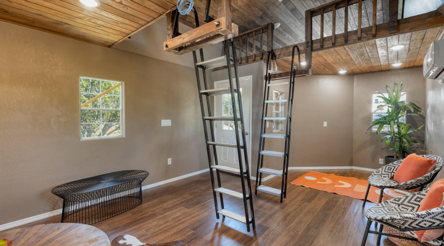 487 County Road 3144, Vernon, AZ 85940