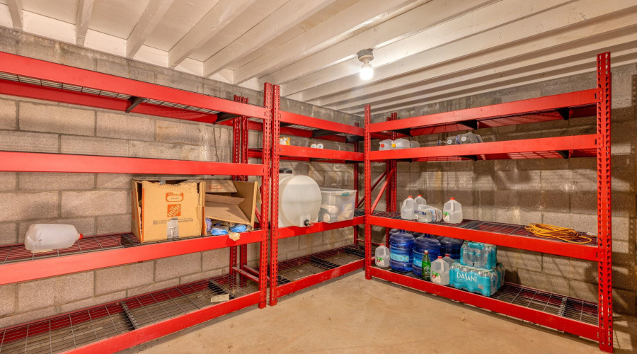 487 County Road 3144, Vernon, AZ 85940