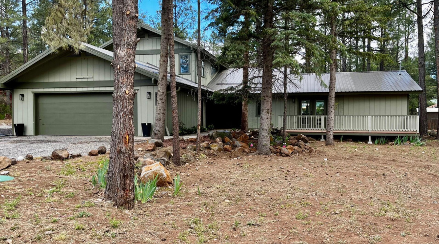 Beautiful remodeled home in Pinetop Lake