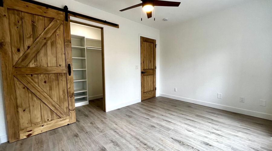 Upstairs 3rd bedroom with walk0in closet