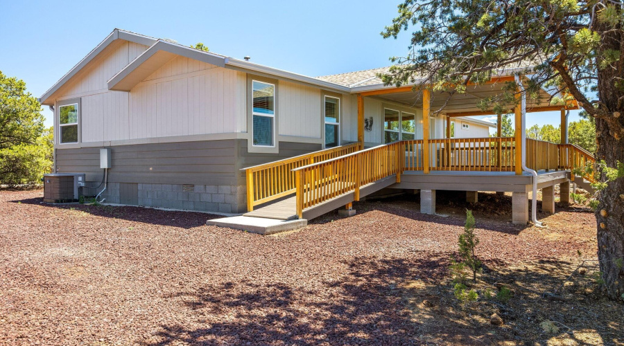 Easy Front Deck Access