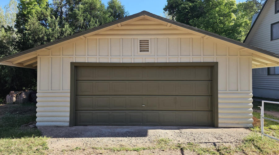 Garage and Workshop