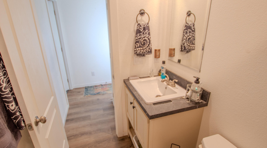 Mikesell - Apache Dr MLS-29