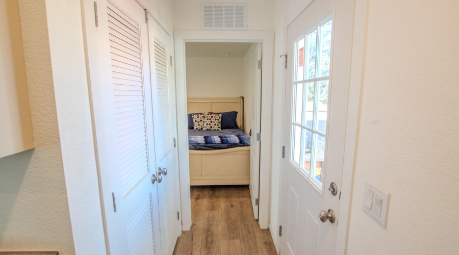 Mikesell - Apache Dr MLS-32