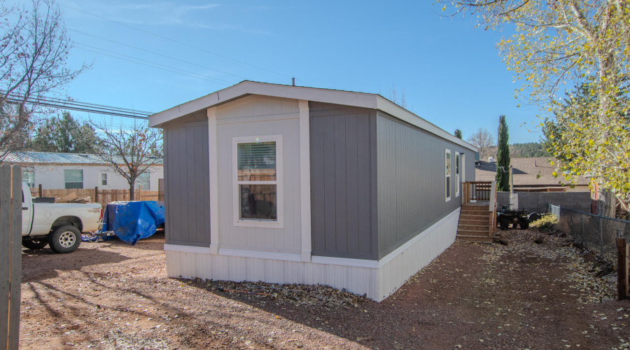 Mikesell - Apache Dr MLS-07